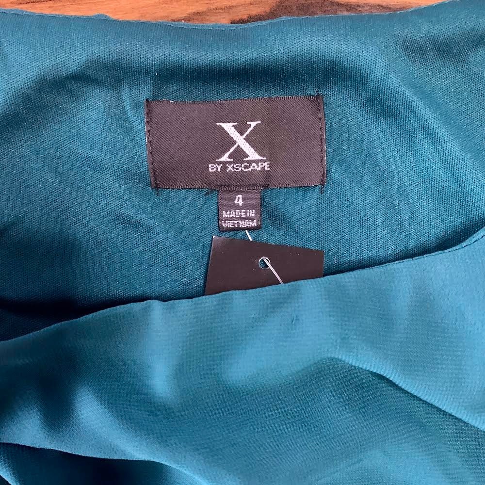 Green Chiffon Overlay Dress with Keyhole Cutout | X by XSCAPE | 4 - Picture 4 of 7